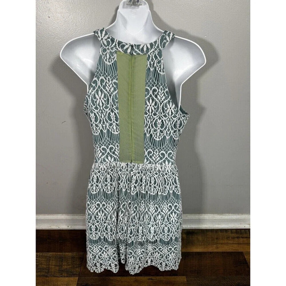 Womans Boho Halter Top Dress Size Medium Lace Mini Dress - Picture 3 of 8